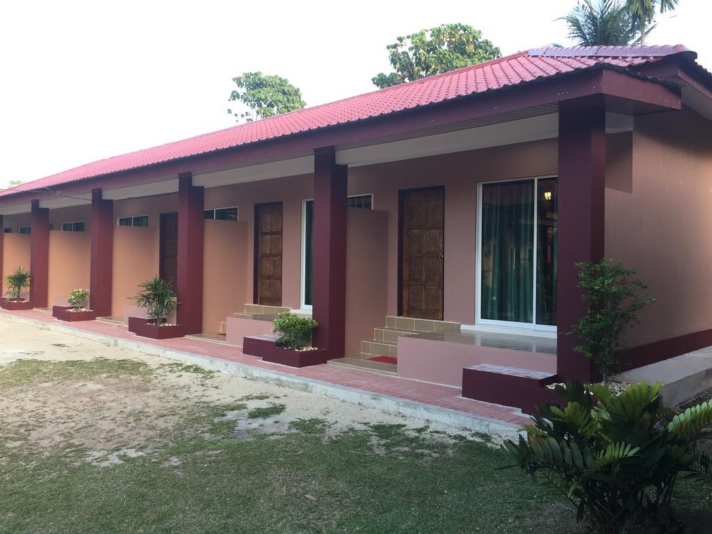 Harmony Guesthouse Sdn Bhd Padang Mat Sirat Kültér fotó